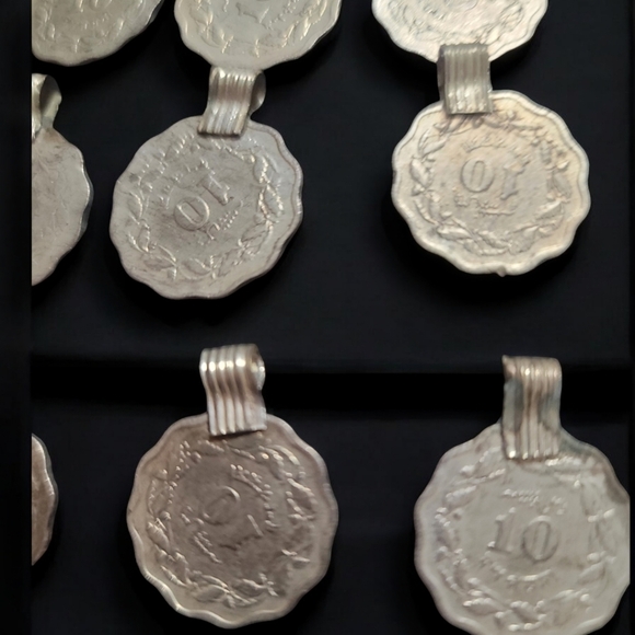 ⛓️New Vintage⛓️11 Pieces of Middle East Coin Pendants - Picture 3 of 10
